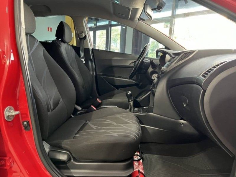 HYUNDAI HB20 1.0 COMFORT PLUS 12V 2014/2015 PRIME MULTIMARCAS CAXIAS DO SUL / Carros no Vale