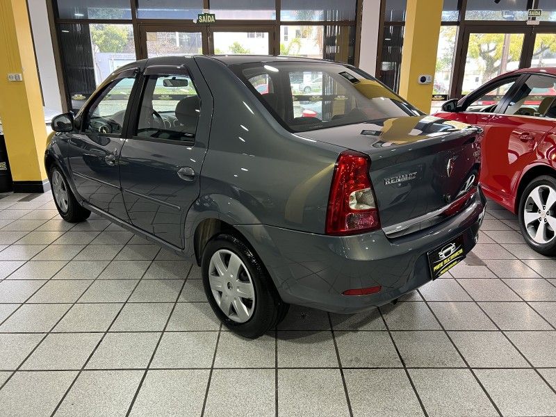 RENAULT LOGAN 1.6 EXPRESSION 8V 2011/2011 PRIME MULTIMARCAS CAXIAS DO SUL / Carros no Vale