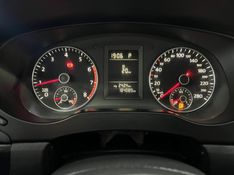 VOLKSWAGEN JETTA 2.0 COMFORTLINE TIPTRONIC 2011/2011 PRIME MULTIMARCAS CAXIAS DO SUL / Carros no Vale