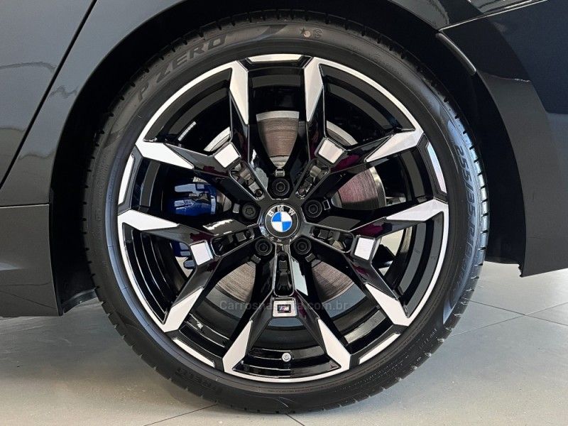 BMW 320I 2.0 M SPORT 16V TURBO 2025/2025 ÓTIMA CAR FLORES DA CUNHA / Carros no Vale