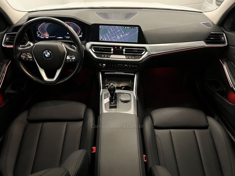 BMW 320I 2.0 SPORT GP 16V TURBO 2021/2022 ÓTIMA CAR FLORES DA CUNHA / Carros no Vale