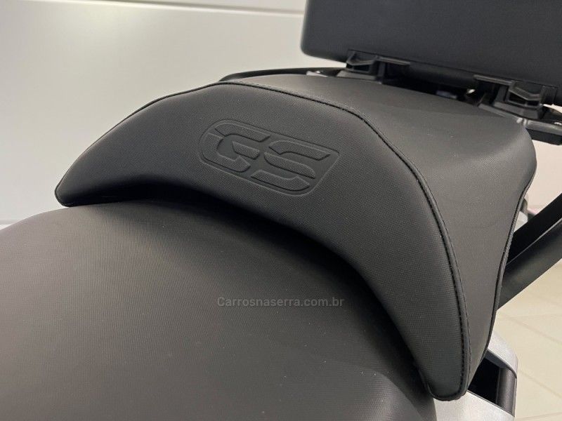 BMW R 1250 GS PREMIUM EDIÇÃO ESPECIAL 2022/2022 ÓTIMA CAR FLORES DA CUNHA / Carros no Vale
