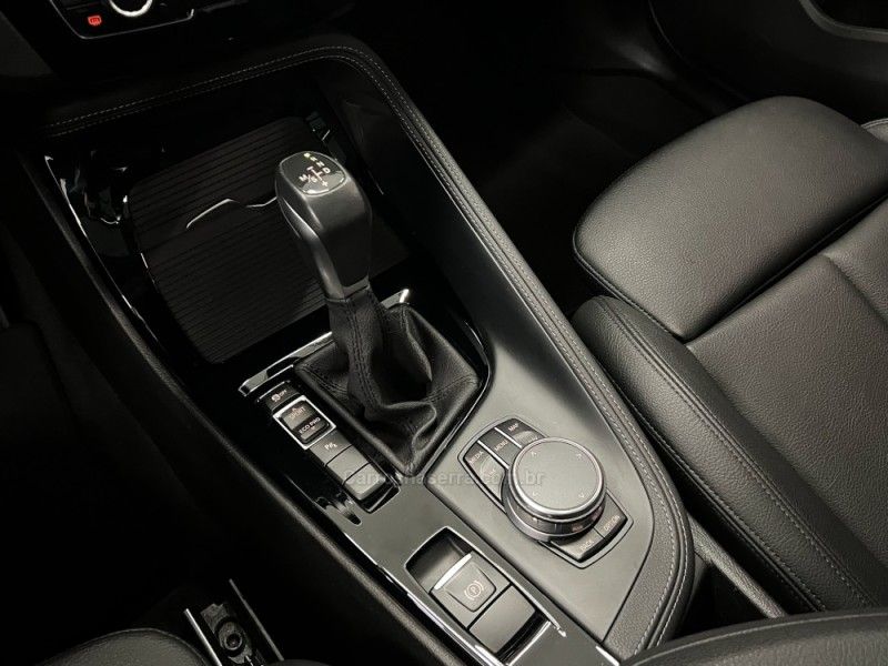 BMW X1 2.0 16V TURBO ACTIVEFLEX SDRIVE20I X-LINE 2019/2019 ÓTIMA CAR FLORES DA CUNHA / Carros no Vale