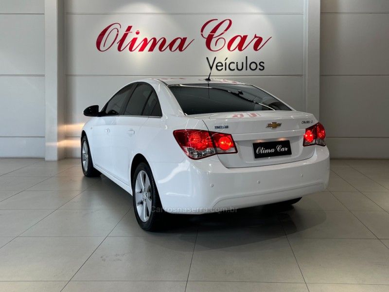 CHEVROLET CRUZE 1.8 LT 16V 2012/2013 ÓTIMA CAR FLORES DA CUNHA / Carros no Vale