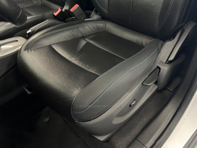 CHEVROLET TRACKER 1.8 MPFI LTZ 4X2 16V 2014/2014 ÓTIMA CAR FLORES DA CUNHA / Carros no Vale
