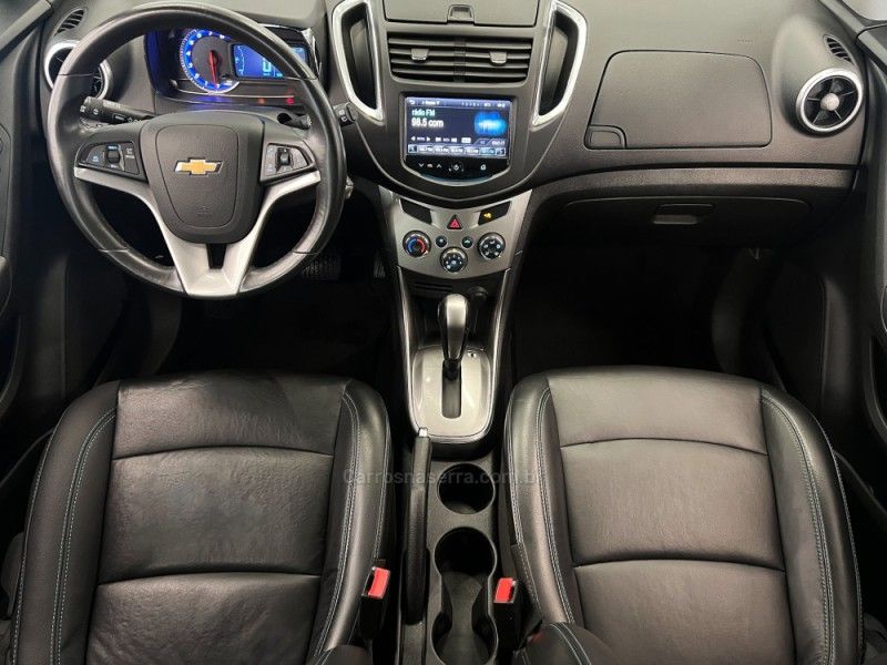 CHEVROLET TRACKER 1.8 MPFI LTZ 4X2 16V 2014/2014 ÓTIMA CAR FLORES DA CUNHA / Carros no Vale