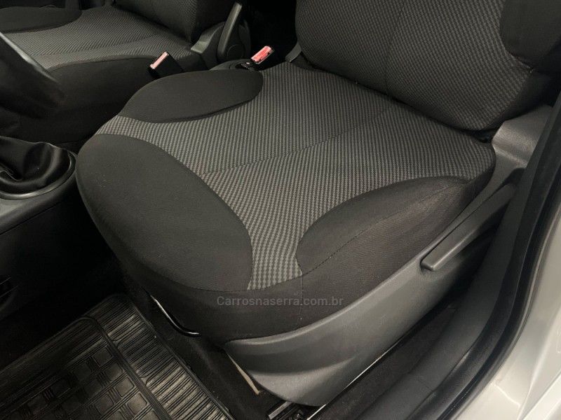 CITROËN C3 1.4 I GLX 8V 2010/2011 ÓTIMA CAR FLORES DA CUNHA / Carros no Vale