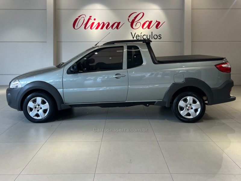 FIAT STRADA 1.4 MPI HARD WORKING CE 8V 2016/2017 ÓTIMA CAR FLORES DA CUNHA / Carros no Vale