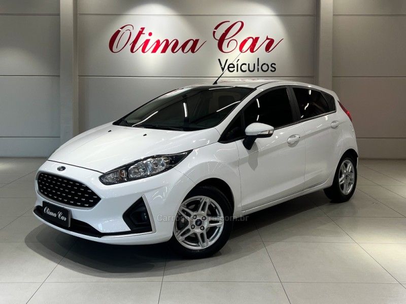 FORD FIESTA 1.6 SEL HATCH 16V 2018/2018 ÓTIMA CAR FLORES DA CUNHA / Carros no Vale
