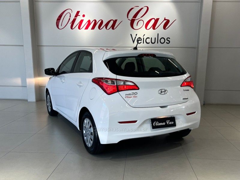 HYUNDAI HB20 1.6 COMFORT PLUS 16V 2015/2015 ÓTIMA CAR FLORES DA CUNHA / Carros no Vale