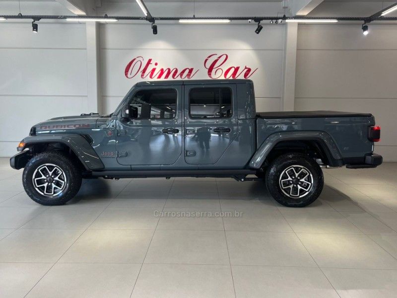 JEEP GLADIATOR 3.6 RUBICON V6 4×4 2024/2024 ÓTIMA CAR FLORES DA CUNHA / Carros no Vale