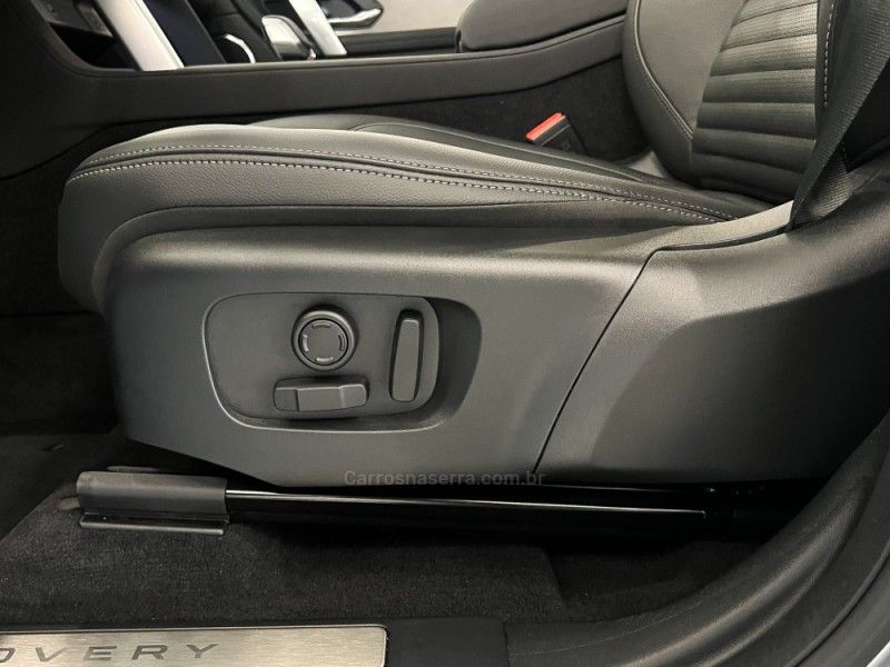 LAND ROVER DISCOVERY SPORT 2.0 P250 R-DYNAMIC SE TURBO 2024/2025 ÓTIMA CAR FLORES DA CUNHA / Carros no Vale