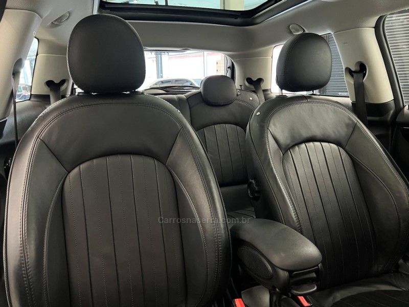 MINI COOPER 2.0 S TOP 16V TURBO 2018/2019 ÓTIMA CAR FLORES DA CUNHA / Carros no Vale
