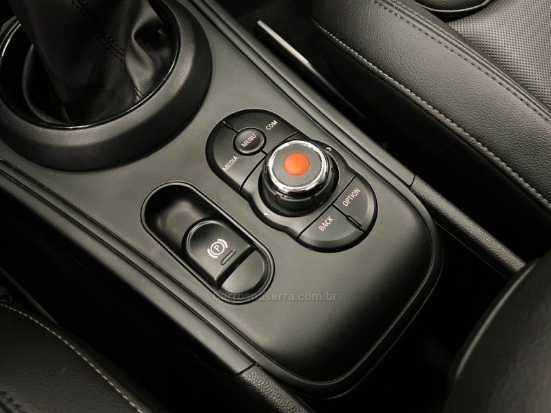 MINI COUNTRYMAN 1.5 TWINPOWER 12V TURBO 2018/2019 ÓTIMA CAR FLORES DA CUNHA / Carros no Vale