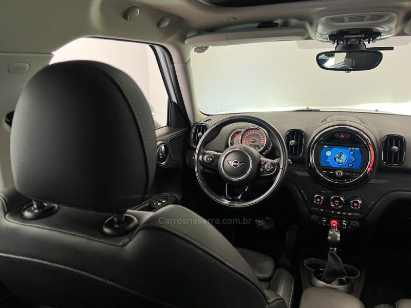 MINI COUNTRYMAN 1.5 TWINPOWER 12V TURBO 2018/2019 ÓTIMA CAR FLORES DA CUNHA / Carros no Vale