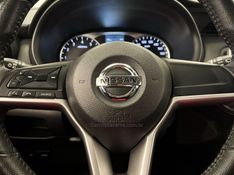 NISSAN KICKS 1.6 16V SV PACK PLUS XTRONIC 2018/2018 ÓTIMA CAR FLORES DA CUNHA / Carros no Vale