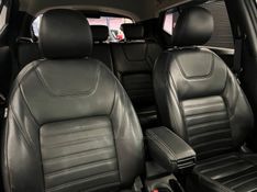 NISSAN KICKS 1.6 16V SV PACK PLUS XTRONIC 2018/2018 ÓTIMA CAR FLORES DA CUNHA / Carros no Vale