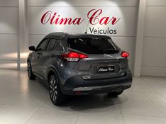 NISSAN KICKS 1.6 16V SV PACK PLUS XTRONIC 2018/2018 ÓTIMA CAR FLORES DA CUNHA / Carros no Vale