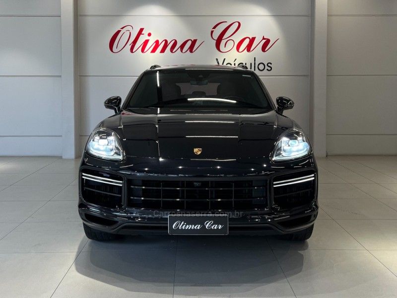 PORSCHE CAYENNE 4.0 TURBO V8 2018/2019 ÓTIMA CAR FLORES DA CUNHA / Carros no Vale