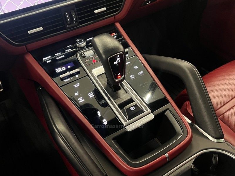 PORSCHE CAYENNE 4.0 TURBO V8 2018/2019 ÓTIMA CAR FLORES DA CUNHA / Carros no Vale