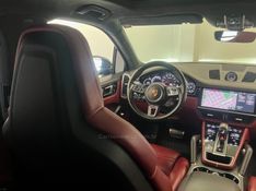 PORSCHE CAYENNE 4.0 TURBO V8 2018/2019 ÓTIMA CAR FLORES DA CUNHA / Carros no Vale