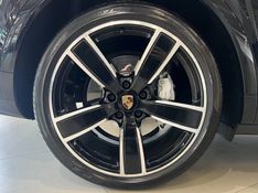 PORSCHE CAYENNE 4.0 TURBO V8 2018/2019 ÓTIMA CAR FLORES DA CUNHA / Carros no Vale