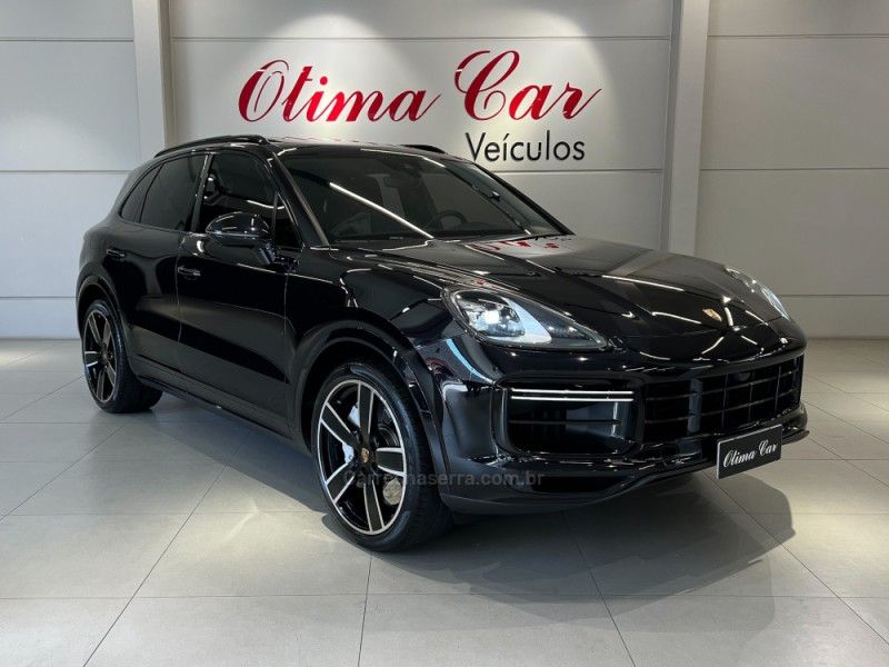 PORSCHE CAYENNE 4.0 TURBO V8 2018/2019 ÓTIMA CAR FLORES DA CUNHA / Carros no Vale