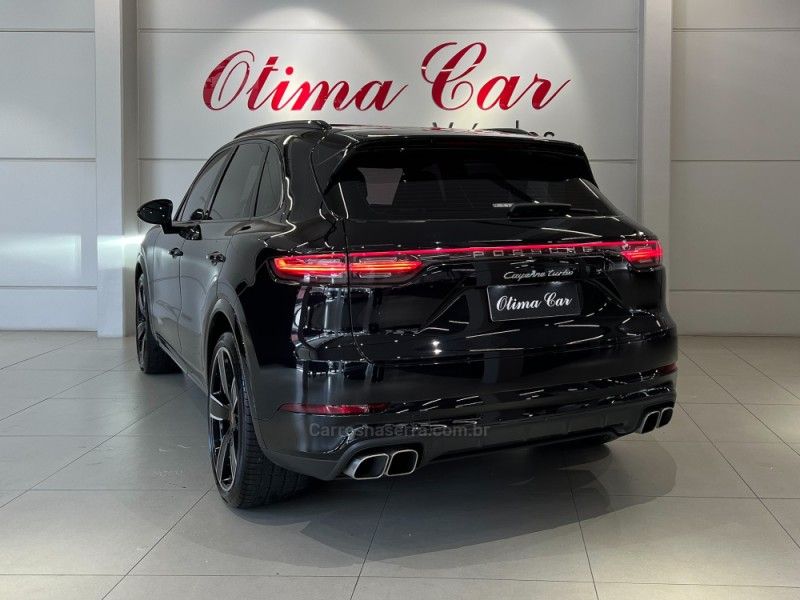PORSCHE CAYENNE 4.0 TURBO V8 2018/2019 ÓTIMA CAR FLORES DA CUNHA / Carros no Vale