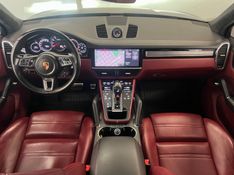 PORSCHE CAYENNE 4.0 TURBO V8 2018/2019 ÓTIMA CAR FLORES DA CUNHA / Carros no Vale