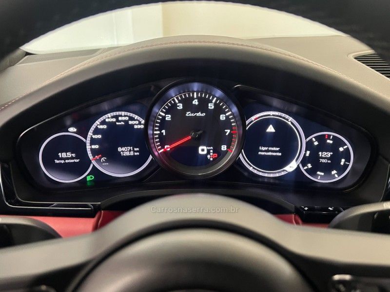 PORSCHE CAYENNE 4.0 TURBO V8 2018/2019 ÓTIMA CAR FLORES DA CUNHA / Carros no Vale