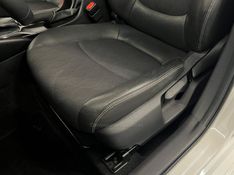 TOYOTA COROLLA 2.0 GLI 16V 2020/2021 ÓTIMA CAR FLORES DA CUNHA / Carros no Vale