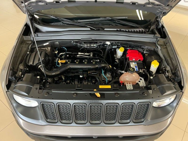 JEEP RENEGADE 1.8 16V 2020/2021 CIMIRRO AUTOMÓVEIS TAQUARA / Carros no Vale
