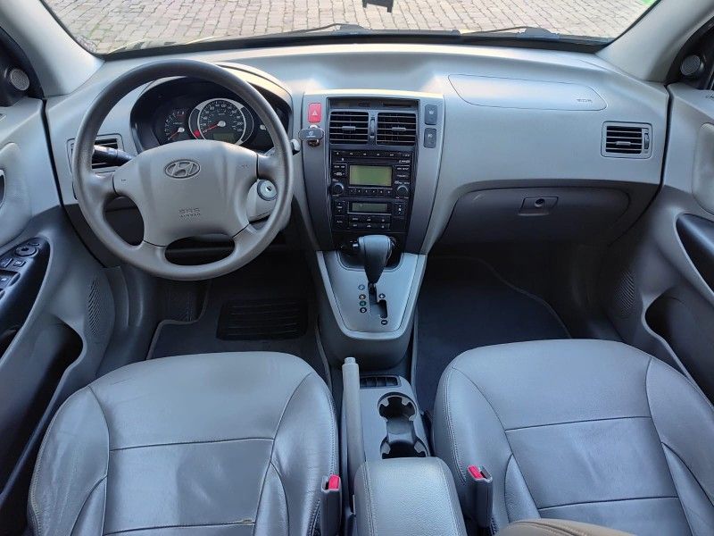 HYUNDAI TUCSON 2.0 MPFI GLS BASE 16V 143CV 2WD 2013/2013 AWD MULTIMARCAS LAJEADO / Carros no Vale