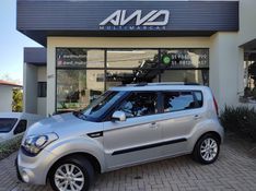 KIA SOUL 1.6 EX 16V 2011/2012 AWD MULTIMARCAS LAJEADO / Carros no Vale