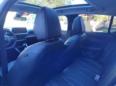 PEUGEOT 208 1.6 GRIFFE 16V 2022/2022 AWD MULTIMARCAS LAJEADO / Carros no Vale