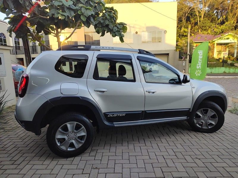 RENAULT DUSTER 1.6 DYNAMIQUE 4X2 16V 2018/2018 AWD MULTIMARCAS LAJEADO / Carros no Vale