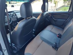 RENAULT DUSTER 1.6 DYNAMIQUE 4X2 16V 2018/2018 AWD MULTIMARCAS LAJEADO / Carros no Vale