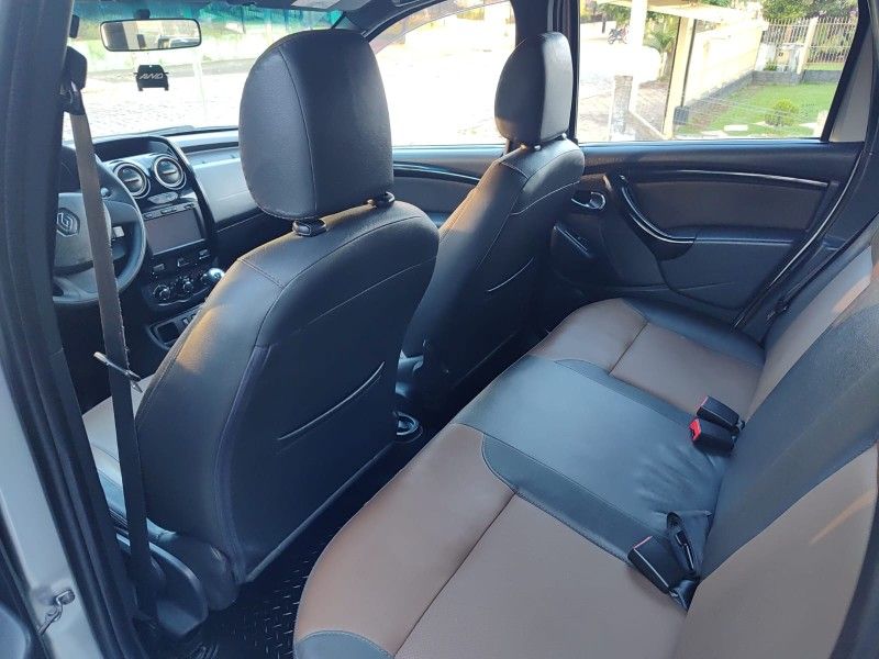 RENAULT DUSTER 1.6 DYNAMIQUE 4X2 16V 2018/2018 AWD MULTIMARCAS LAJEADO / Carros no Vale