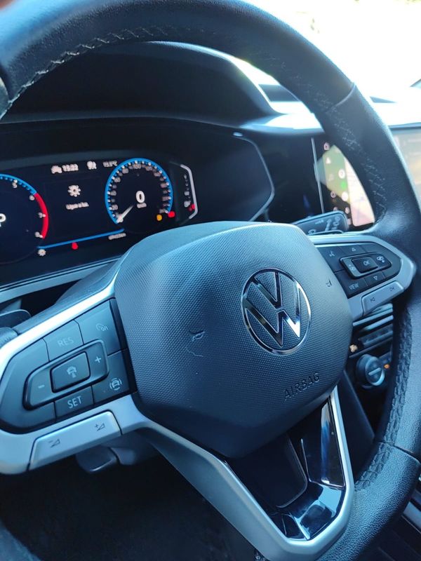 VOLKSWAGEN TAOS 1.4 16V HIGHLINE TSI 2022/2022 AWD MULTIMARCAS LAJEADO / Carros no Vale