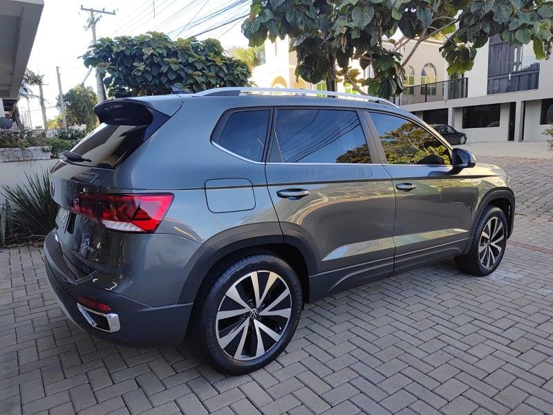 VOLKSWAGEN TAOS 1.4 16V HIGHLINE TSI 2022/2022 AWD MULTIMARCAS LAJEADO / Carros no Vale