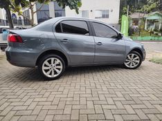 VOLKSWAGEN VOYAGE 1.6 MSI TOTALFLEX COMFORTLINE 2017/2017 AWD MULTIMARCAS LAJEADO / Carros no Vale