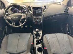 HYUNDAI HB20X 1.6 16V STYLE 2015/2015 ANDRIGO VEÍCULOS CAXIAS DO SUL / Carros no Vale