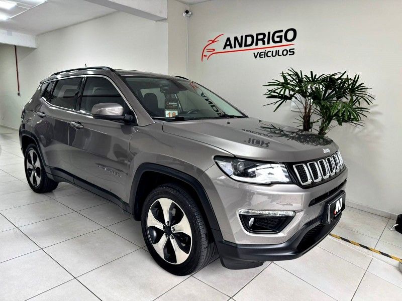 JEEP COMPASS 2.0 16V LONGITUDE 2018/2018 ANDRIGO VEÍCULOS CAXIAS DO SUL / Carros no Vale