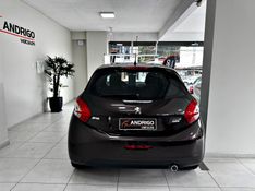 PEUGEOT 208 1.6 GRIFFE 16V 2014/2015 ANDRIGO VEÍCULOS CAXIAS DO SUL / Carros no Vale