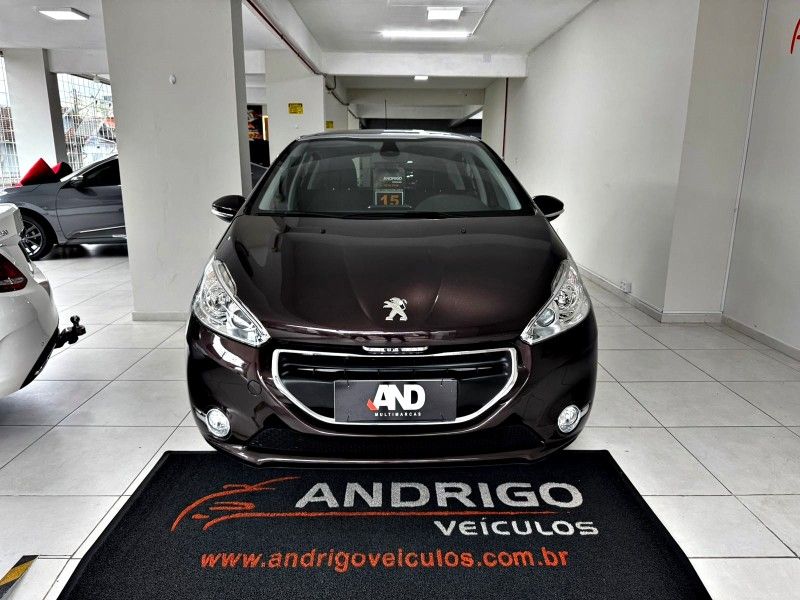 PEUGEOT 208 1.6 GRIFFE 16V 2014/2015 ANDRIGO VEÍCULOS CAXIAS DO SUL / Carros no Vale