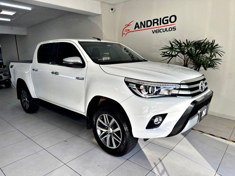 TOYOTA HILUX 2.8 SRX 4X4 CD 16V 2018/2018 ANDRIGO VEÍCULOS CAXIAS DO SUL / Carros no Vale