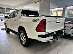 TOYOTA HILUX 2.8 SRX 4X4 CD 16V 2018/2018 ANDRIGO VEÍCULOS CAXIAS DO SUL / Carros no Vale