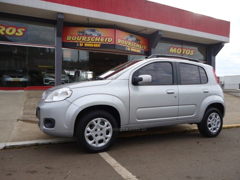 FIAT UNO 1.0 EVO ATTRACTIVE 8V 2014/2014 BOURSCHEID CARROS E MOTOS SANTA CLARA DO SUL / Carros no Vale