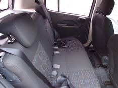 FIAT UNO 1.0 EVO ATTRACTIVE 8V 2014/2014 BOURSCHEID CARROS E MOTOS SANTA CLARA DO SUL / Carros no Vale