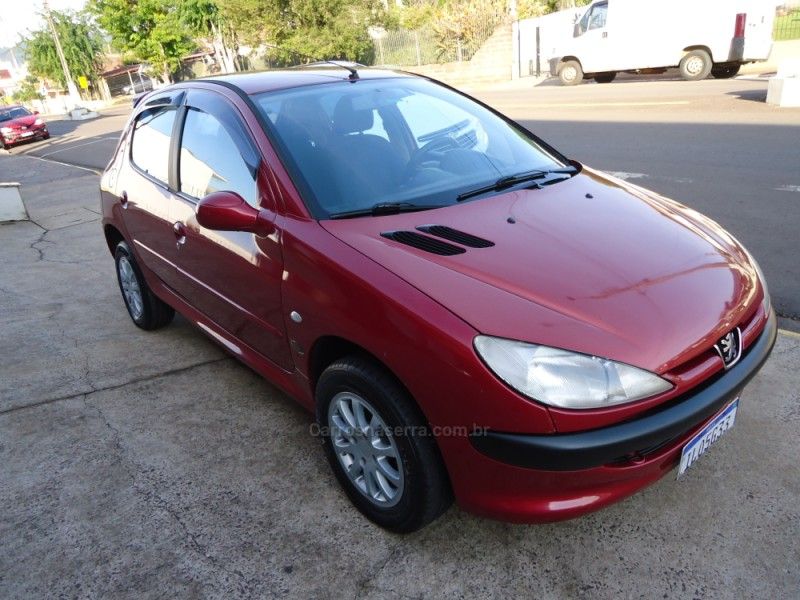 PEUGEOT 206 1.0 SOLEIL 16V 2004/2004 BOURSCHEID CARROS E MOTOS SANTA CLARA DO SUL / Carros no Vale
